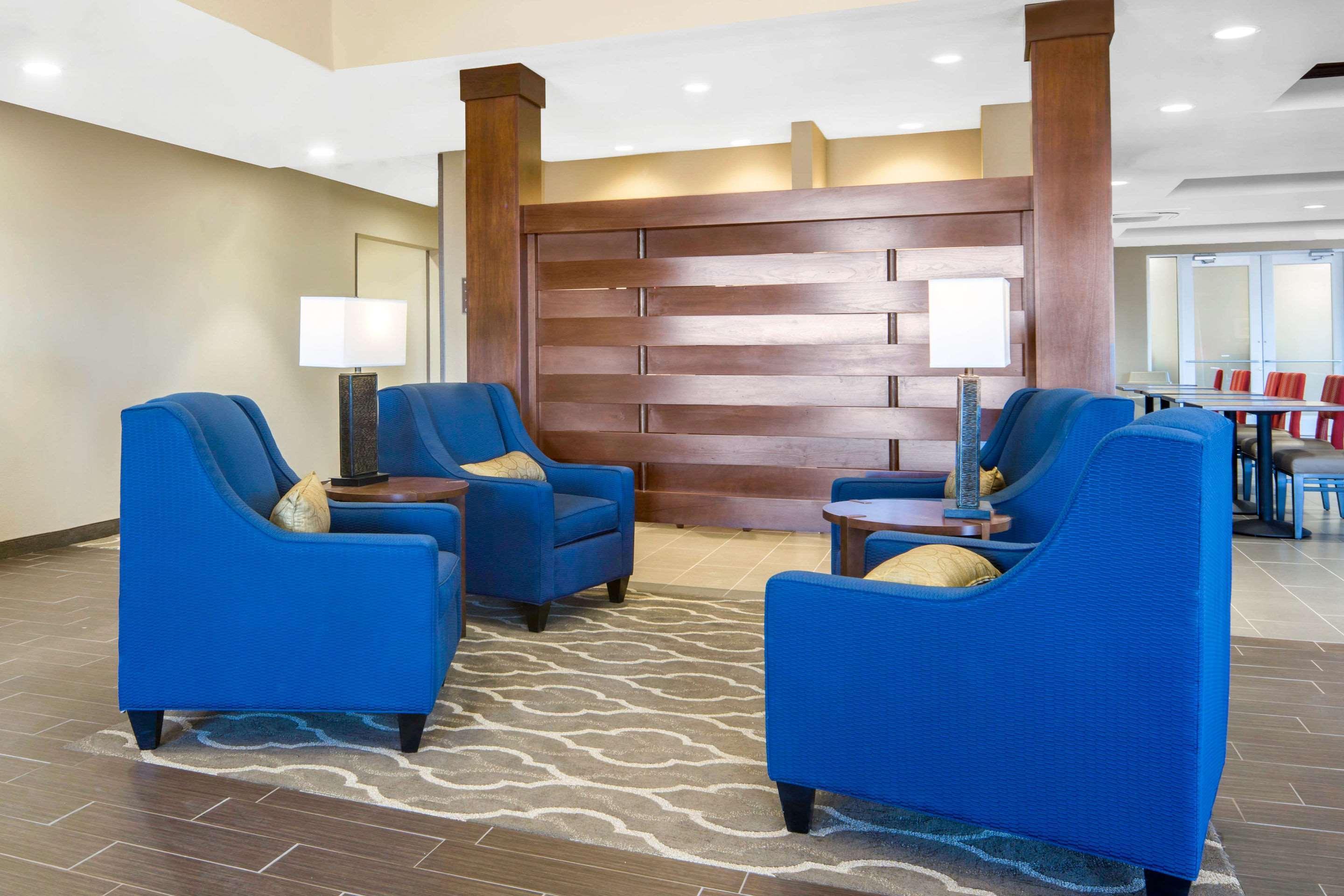 Comfort Inn & Suites Edgewood Ngoại thất bức ảnh