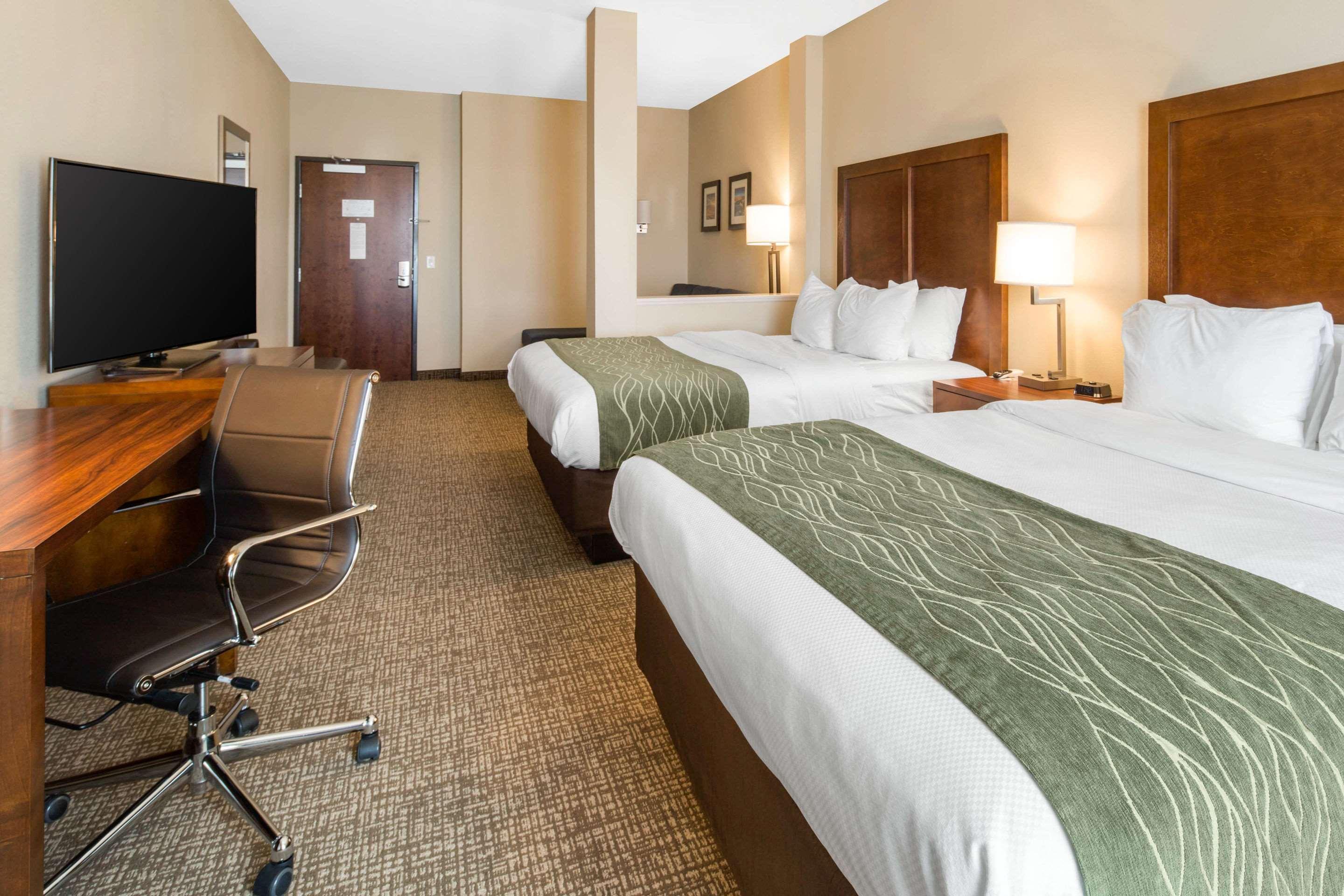 Comfort Inn & Suites Edgewood Ngoại thất bức ảnh