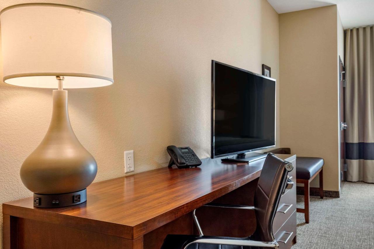 Comfort Inn & Suites Edgewood Ngoại thất bức ảnh