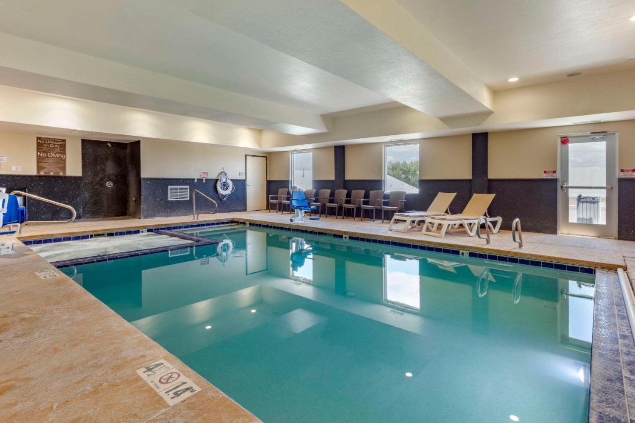 Comfort Inn & Suites Edgewood Ngoại thất bức ảnh