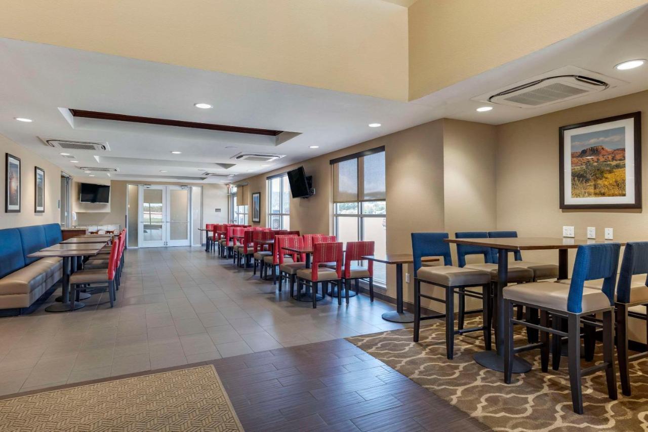 Comfort Inn & Suites Edgewood Ngoại thất bức ảnh